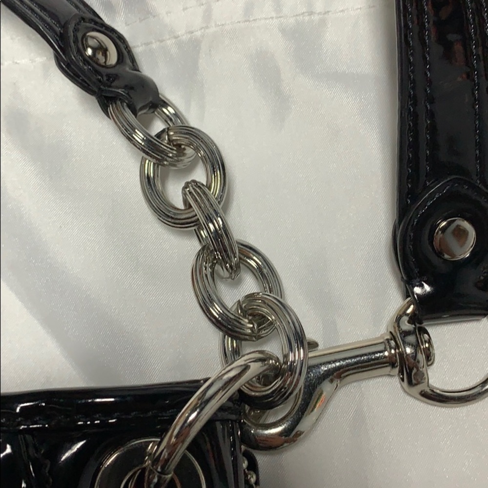Women’s Black Patent Leather COACH Messenger Purse - Picture 5 of 8